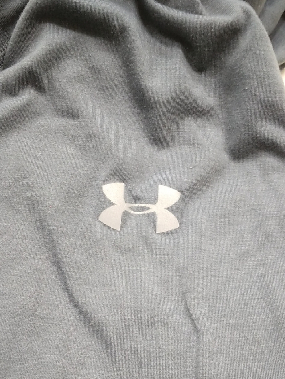 Under Armour Dark Gray HeatGear Running Hooded Top - Picture 7 of 7